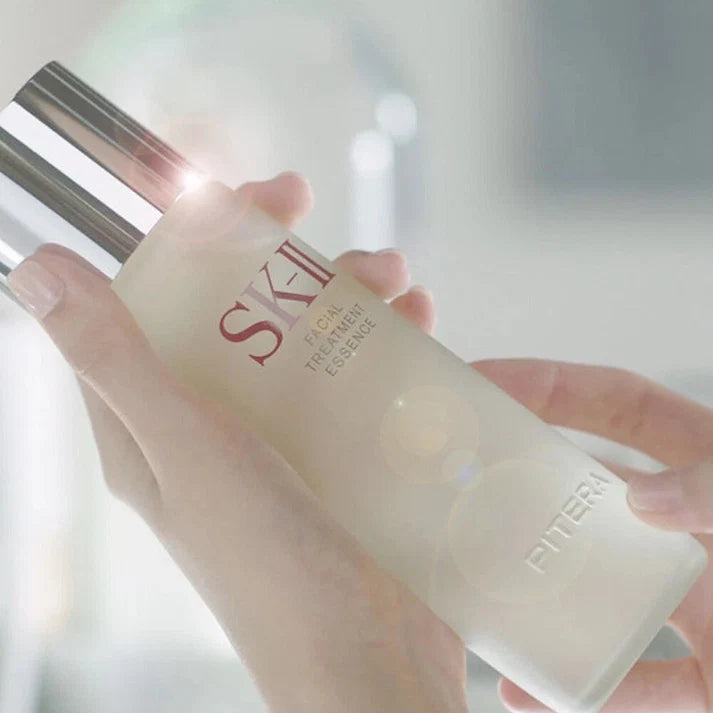 SK-II Facial Treatment Essence with PITERA™ 230ml / 7.7 fl oz | Hydrating Anti-Aging Facial Essence | New & Sealed