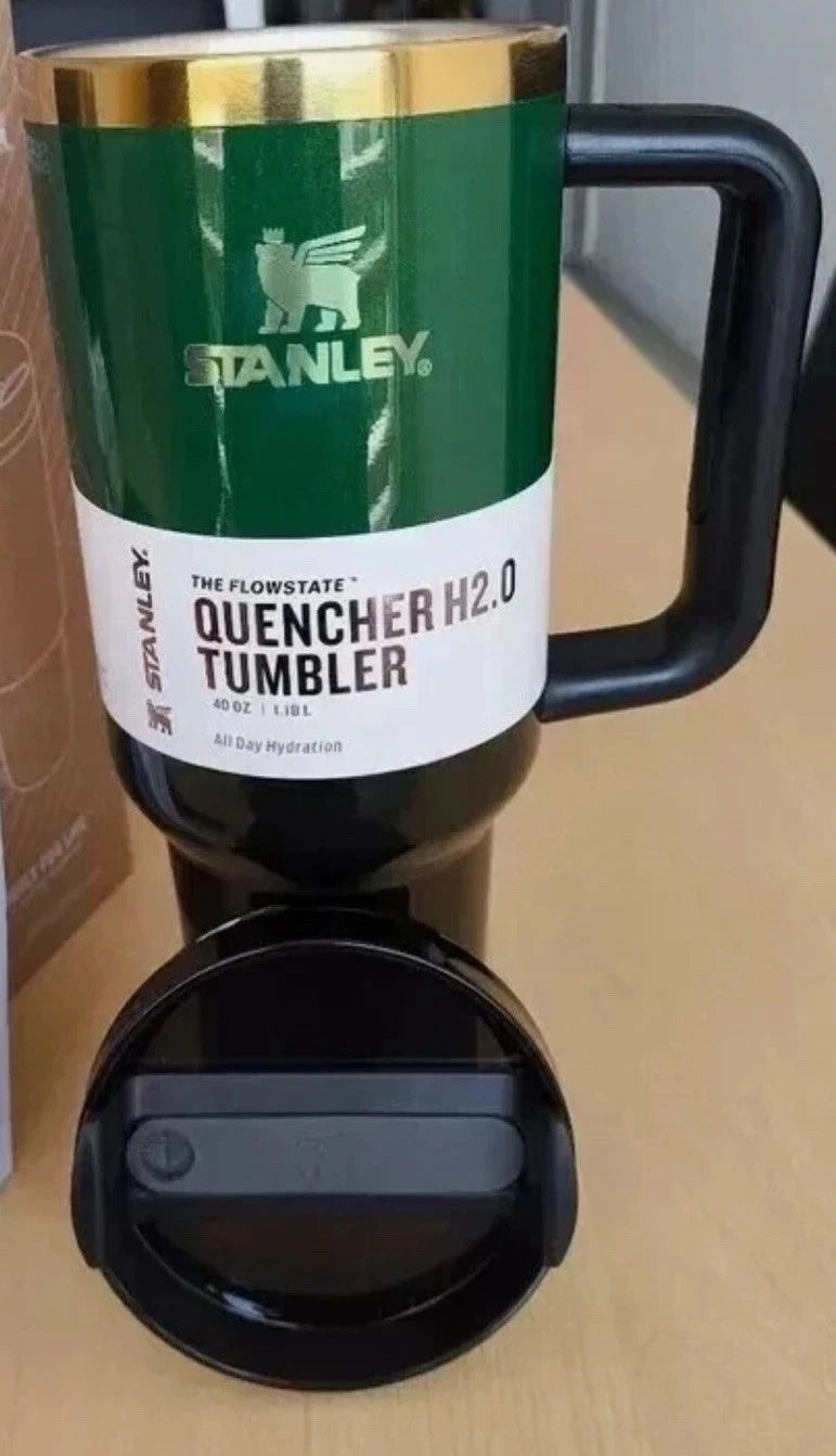 Stanley Quencher H2.0 FlowState Tumbler 40 oz – Dark Green &amp; Black – New in Original Packaging
