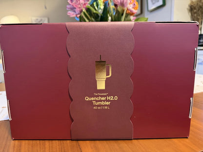 Stanley Valentine’s Day Quencher Tumbler 40 oz – Red Velvet Cake